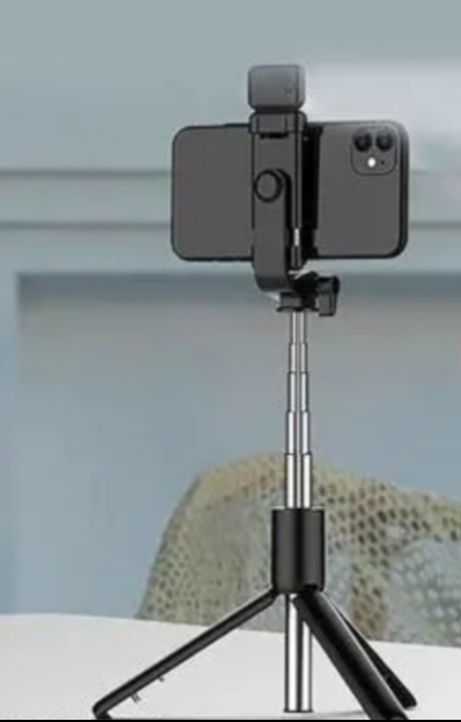 R1S 73.66cm Extendable 3 in 1 Selfie Stick Tripod with Bluetooth Remote Included and Rotatable